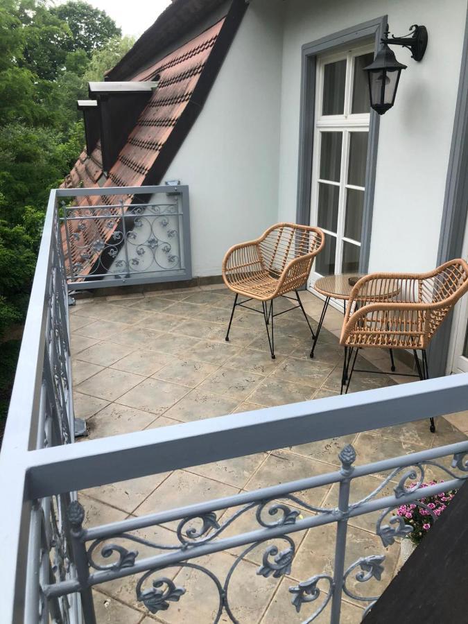 Internat Schloss Spiegelberg Neustadt  Exterior foto