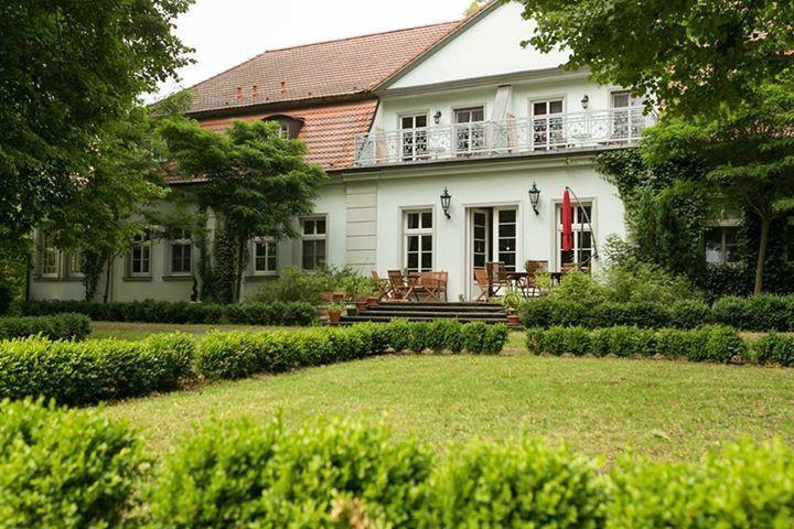 Internat Schloss Spiegelberg Neustadt  Exterior foto