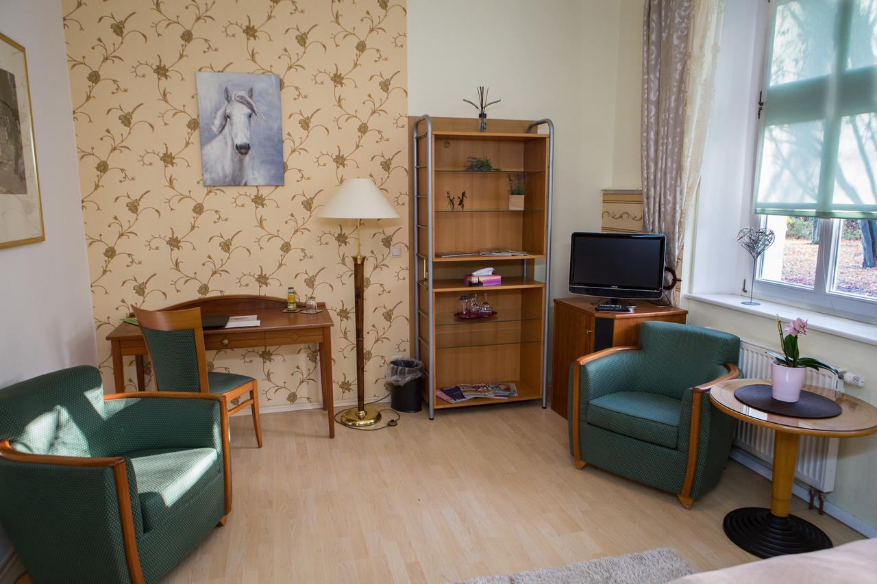 Internat Schloss Spiegelberg Neustadt  Zimmer foto