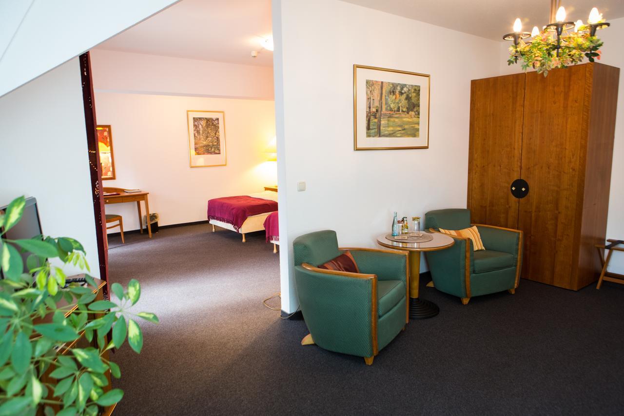 Internat Schloss Spiegelberg Neustadt  Zimmer foto