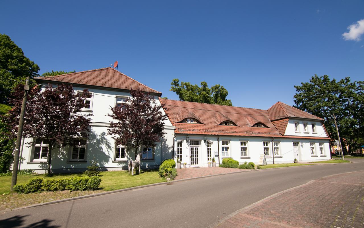 Internat Schloss Spiegelberg Neustadt  Exterior foto