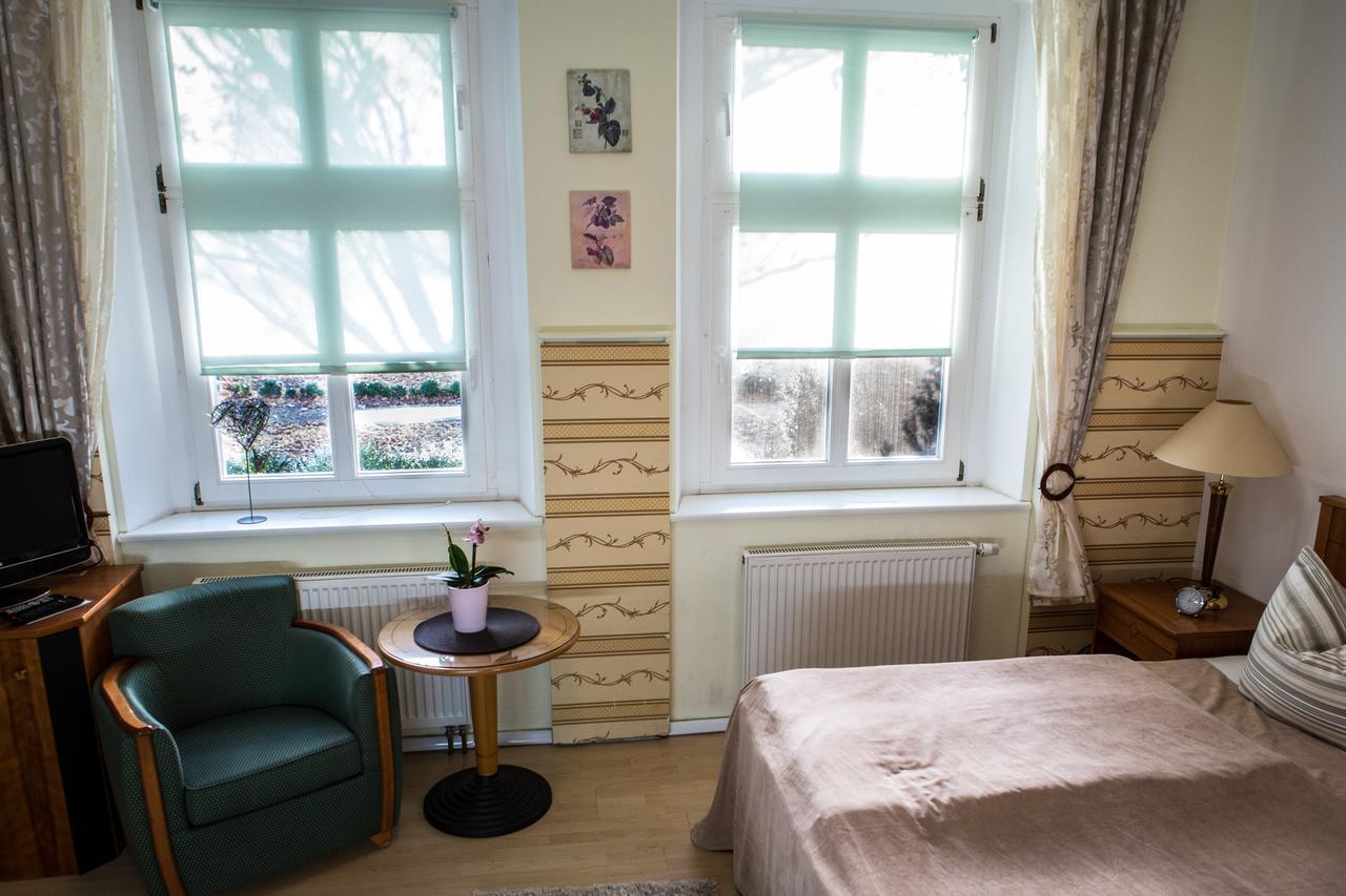 Internat Schloss Spiegelberg Neustadt  Zimmer foto