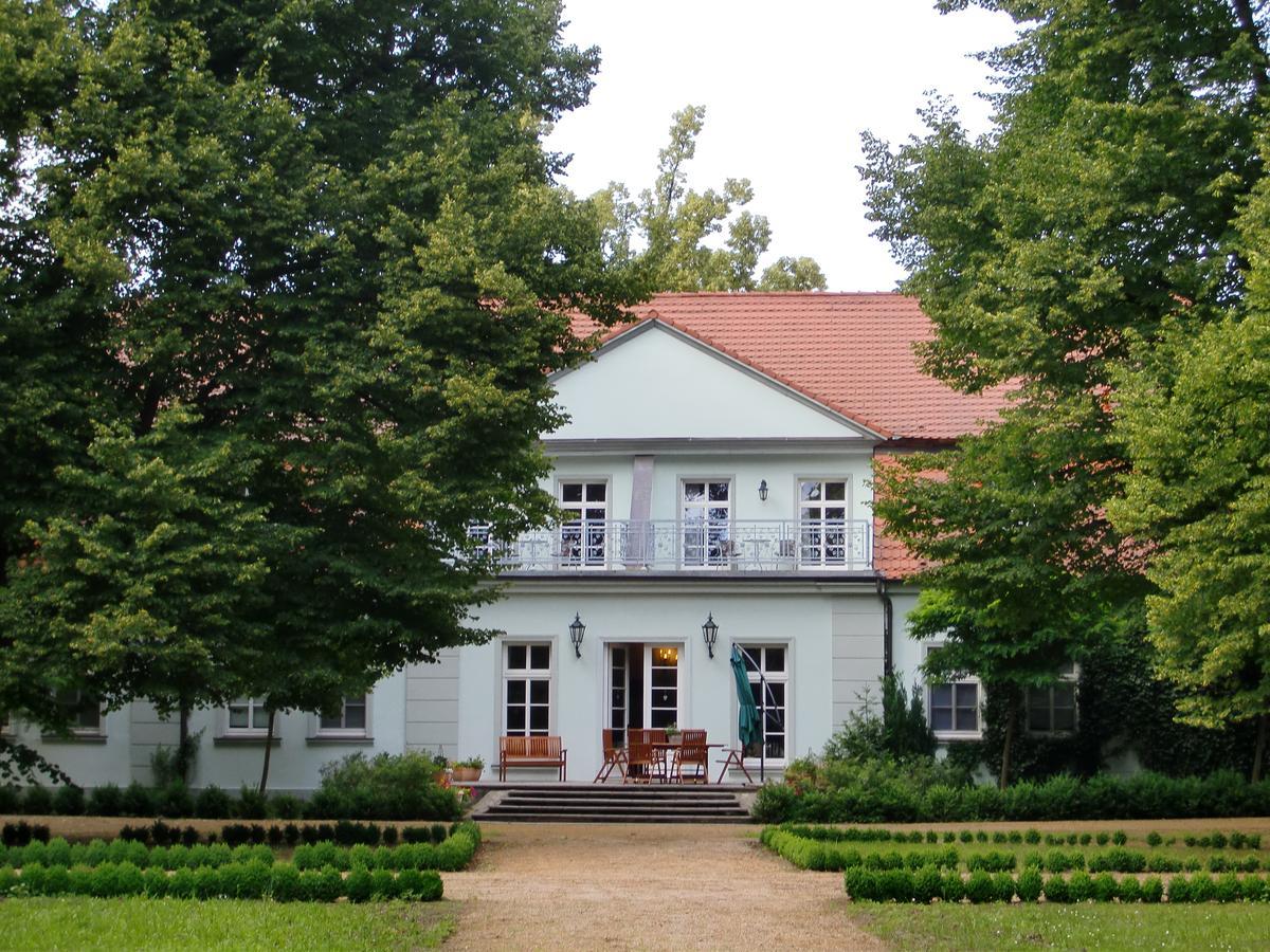 Internat Schloss Spiegelberg Neustadt  Zimmer foto